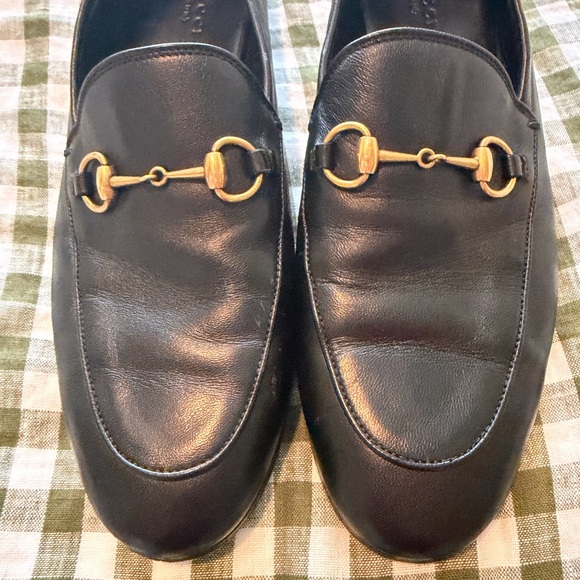Gucci Black Leather Loafers with Gold Bit - Picture 6 of 9